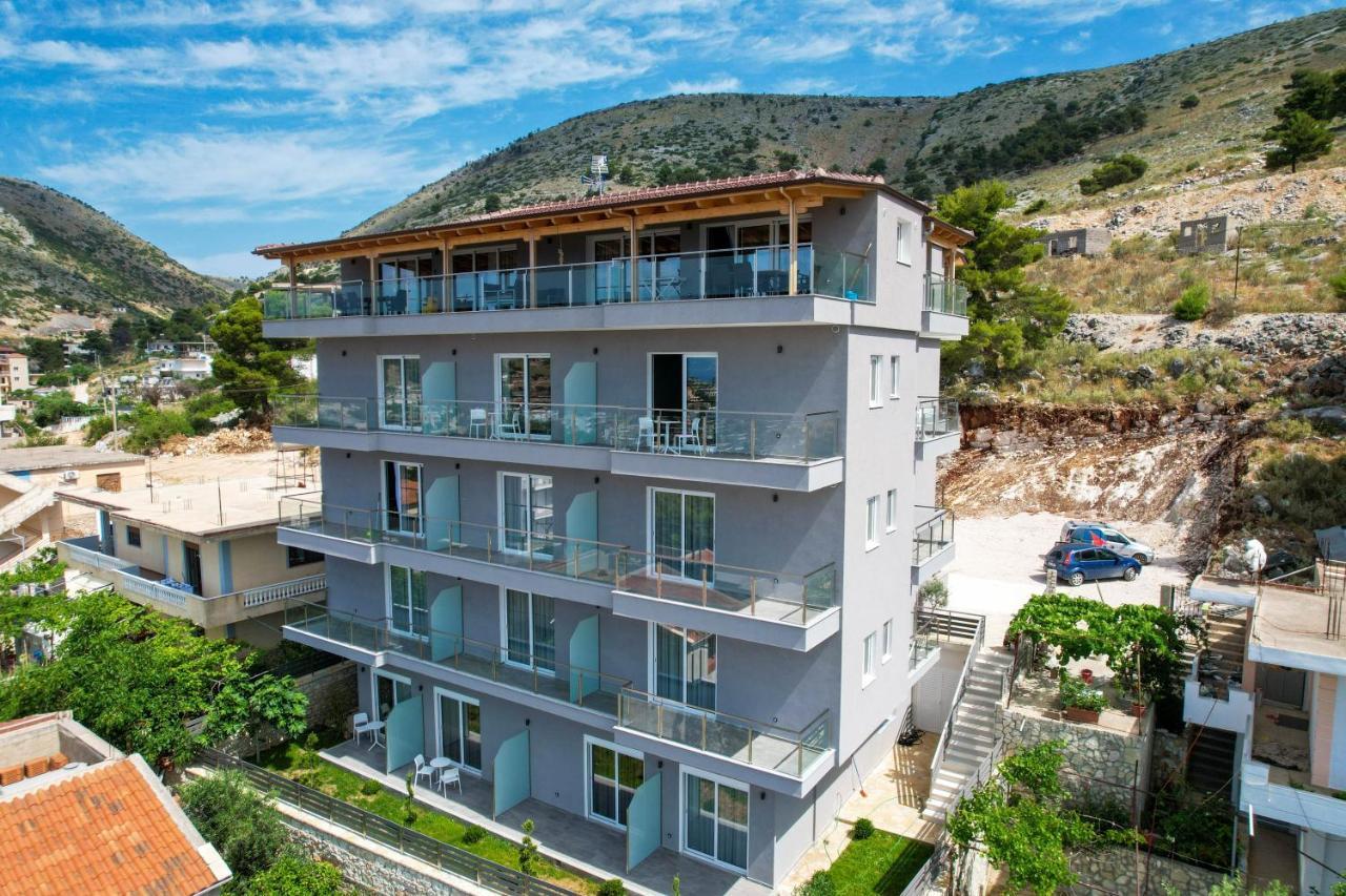 Angel Saranda Palace Buitenkant foto